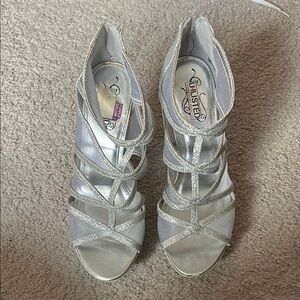Twisted Silver Strappy Women's Shoes